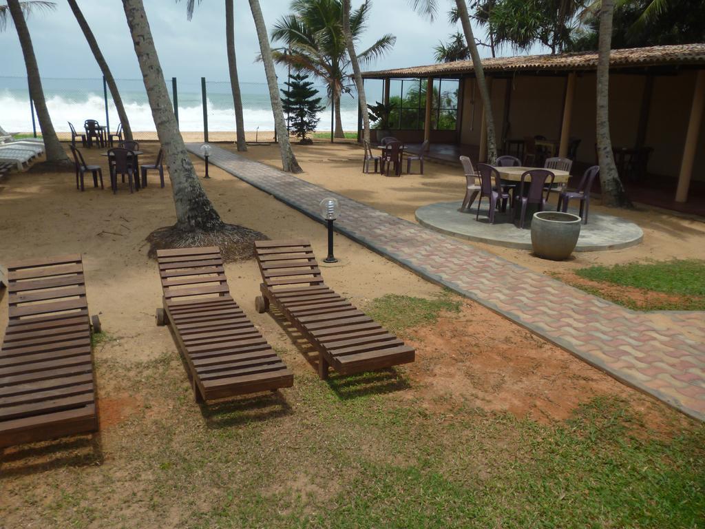 Hotel Ocean View Cottage Hikkaduwa Eksteriør bilde