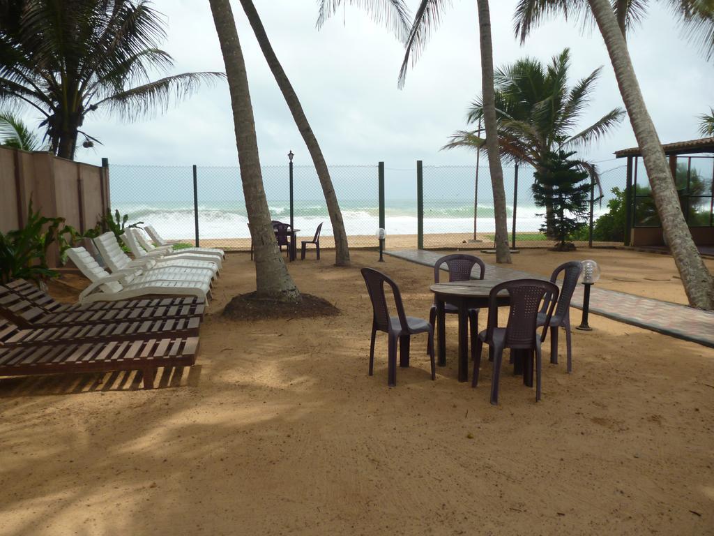 Hotel Ocean View Cottage Hikkaduwa Eksteriør bilde