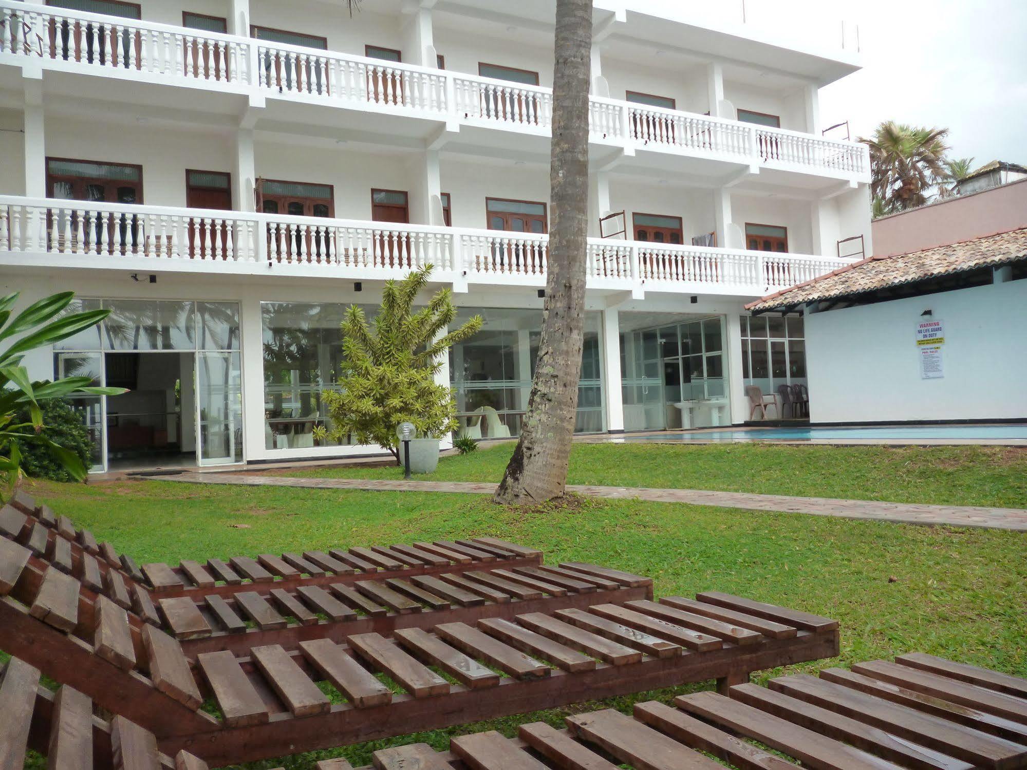 Hotel Ocean View Cottage Hikkaduwa Eksteriør bilde