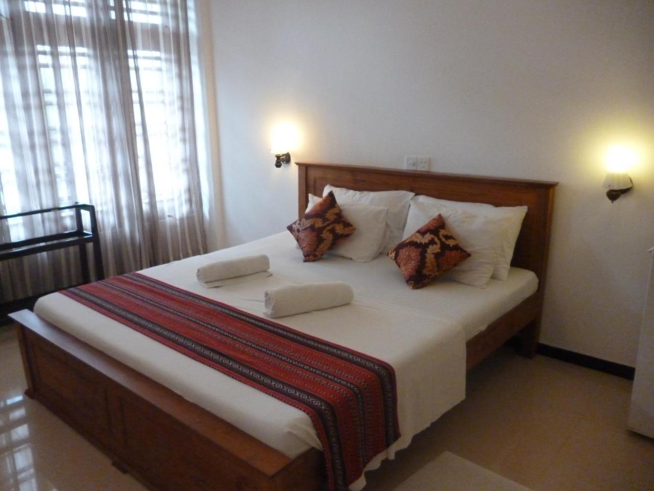 Hotel Ocean View Cottage Hikkaduwa Eksteriør bilde