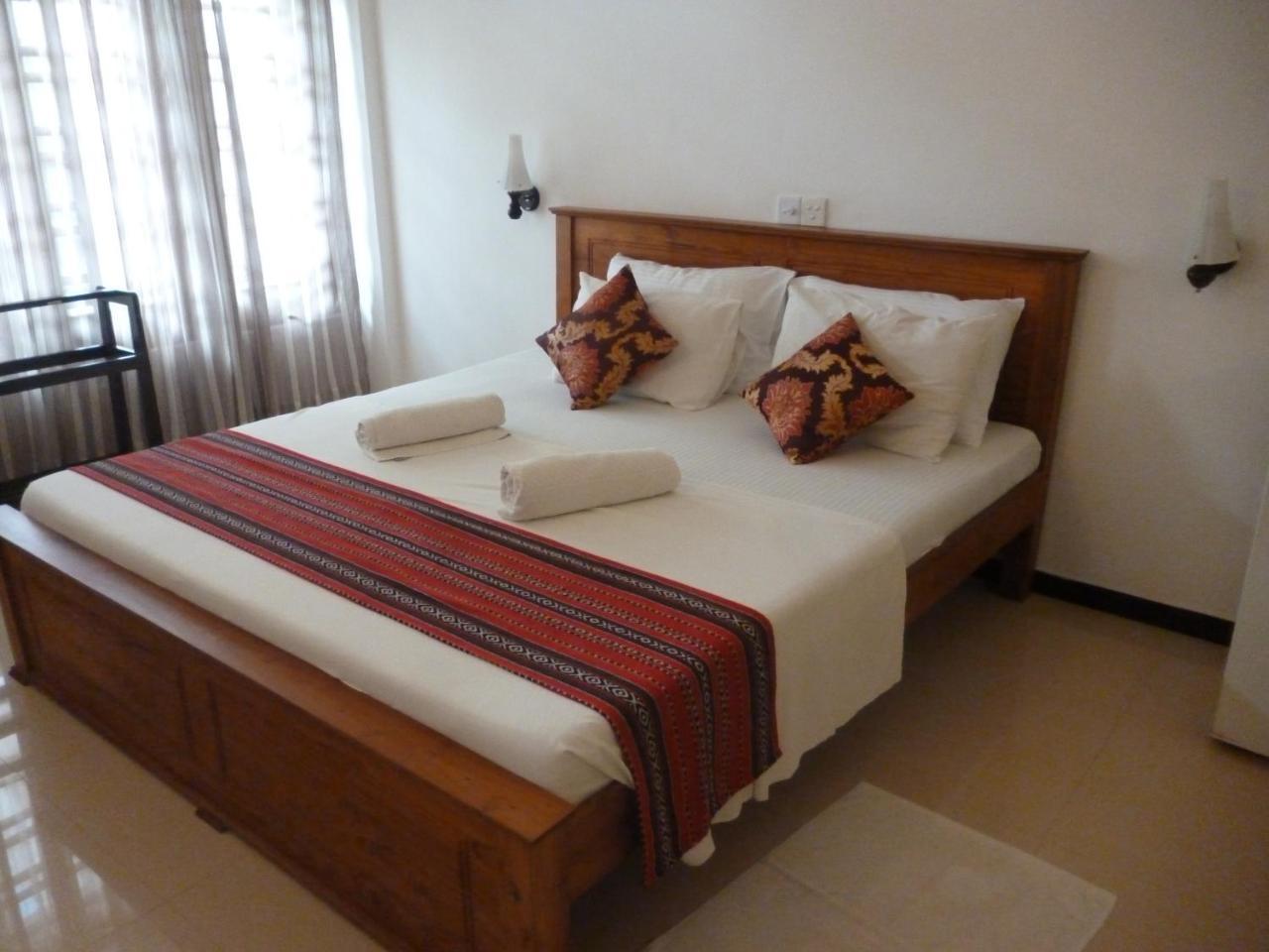 Hotel Ocean View Cottage Hikkaduwa Eksteriør bilde
