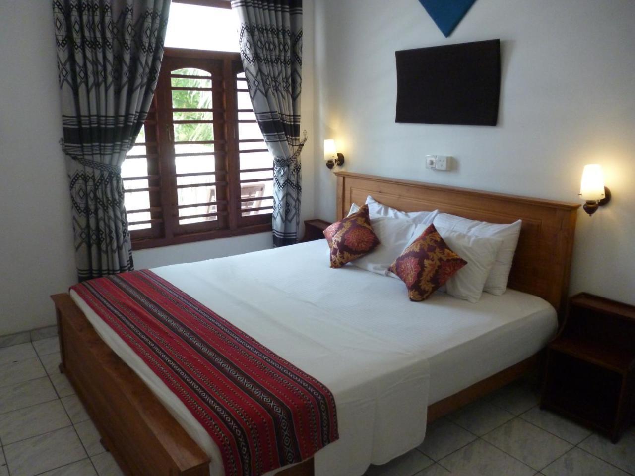 Hotel Ocean View Cottage Hikkaduwa Eksteriør bilde
